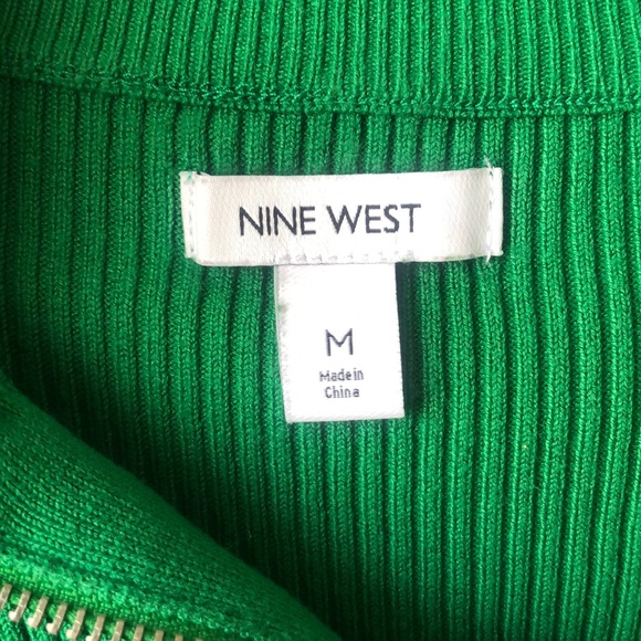 Nine West- green long sleeve - Picture 4 of 4